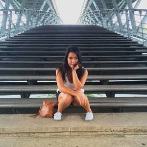 Meet your Posher, Antoinette